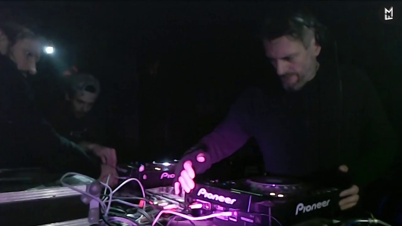Manu Le Malin - Rave On The Dead / Mawifamily Prod