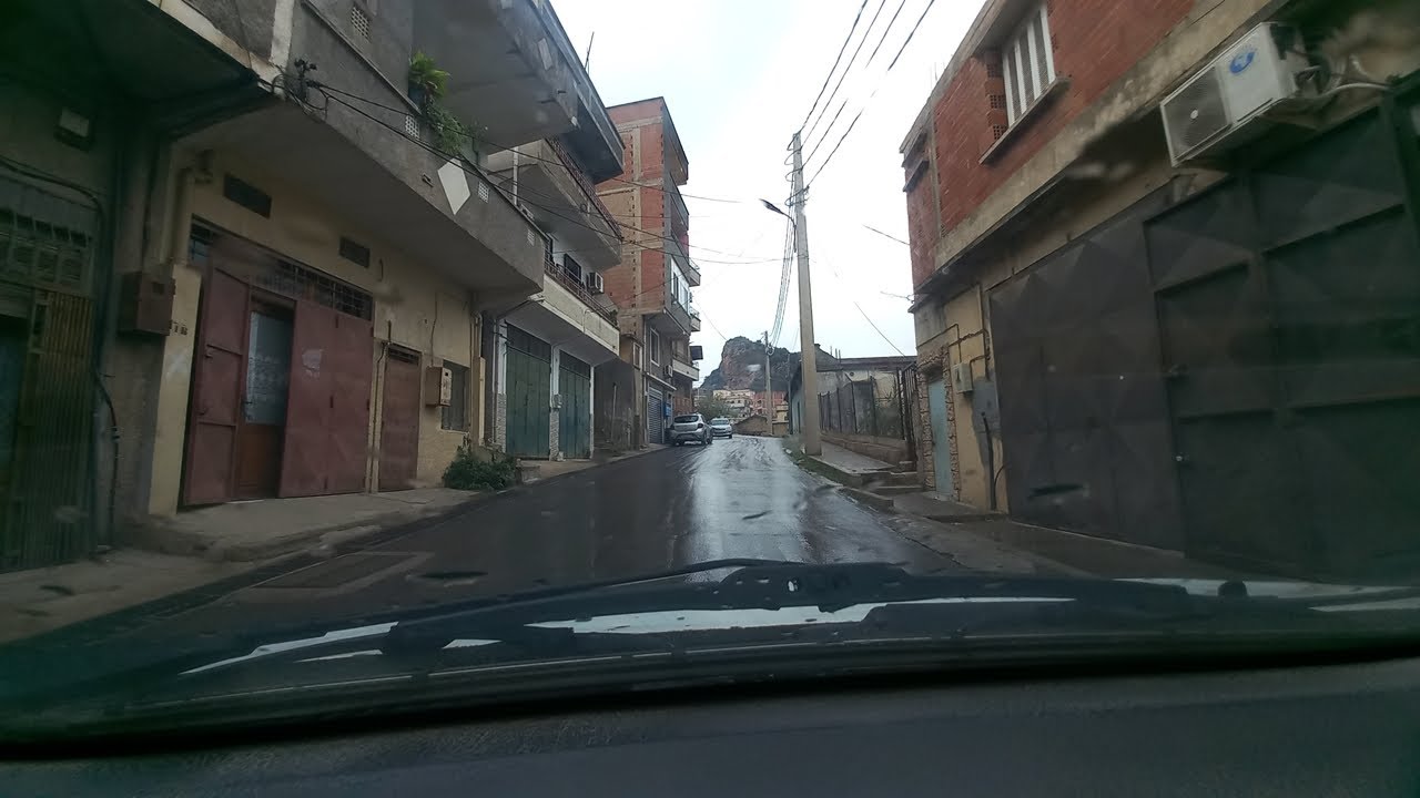 Balade Sur La Route Qui Mène Des Ouadhias à Agouni Gueghrane à Tizi ouzou