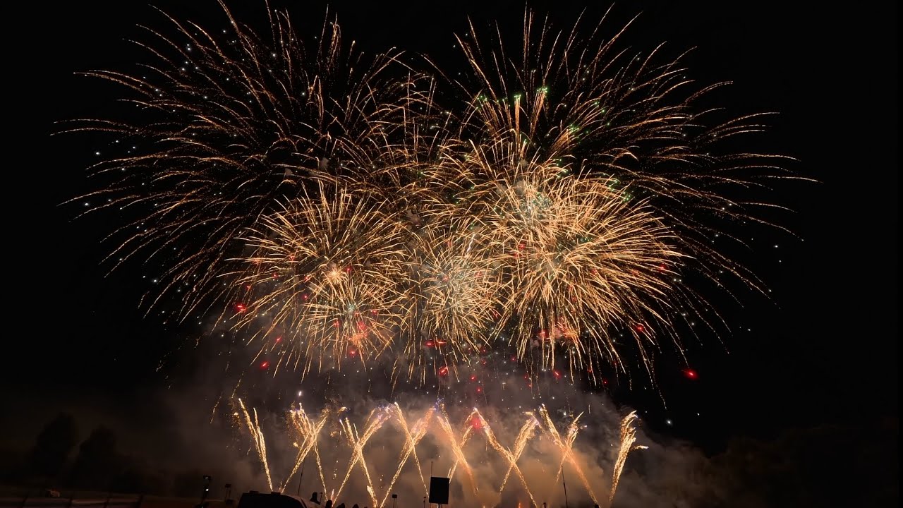 Catton Hall 2025 (Dynamic Fireworks)
