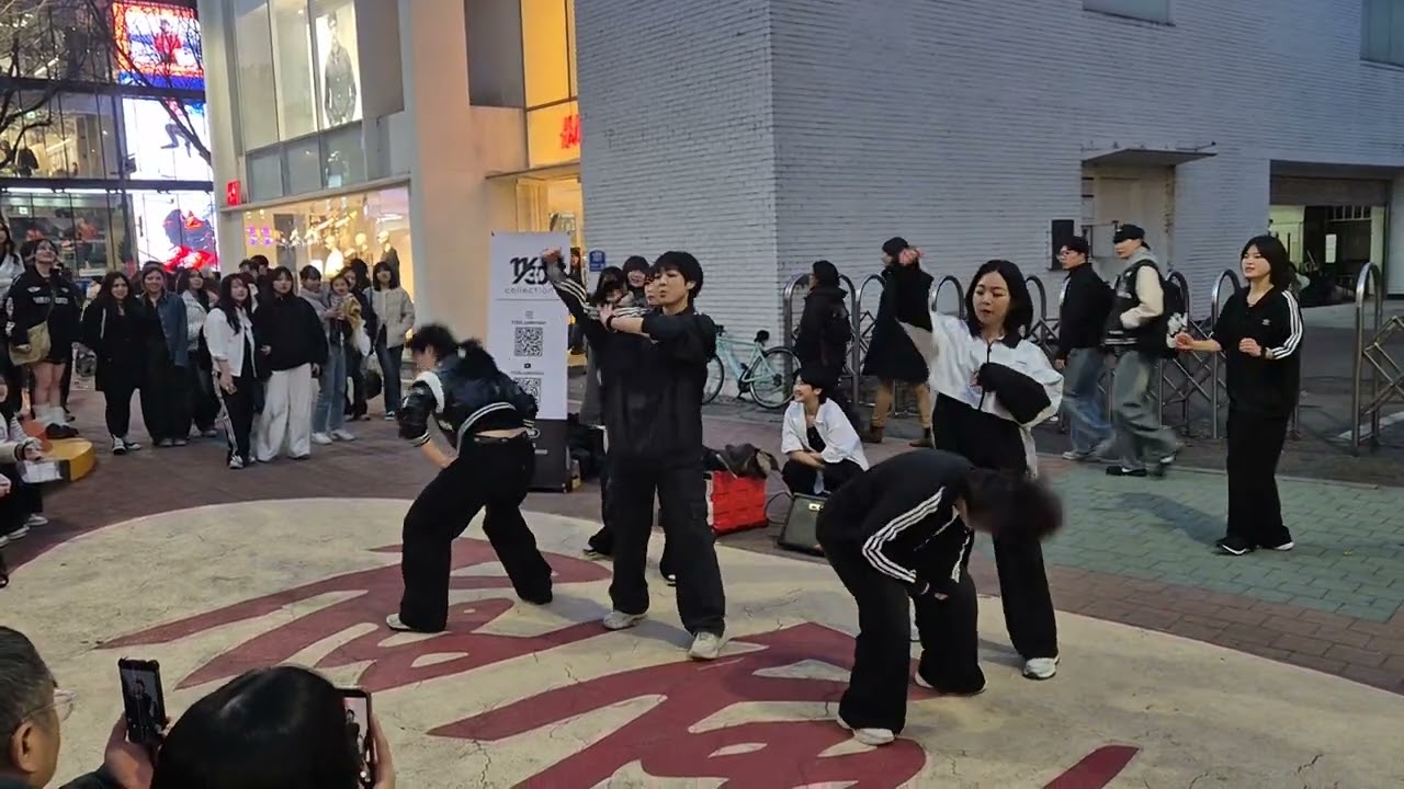 20260315 184523 #1130컬렉션 홍대 버스킹 #1130_collection Hongdae Busking