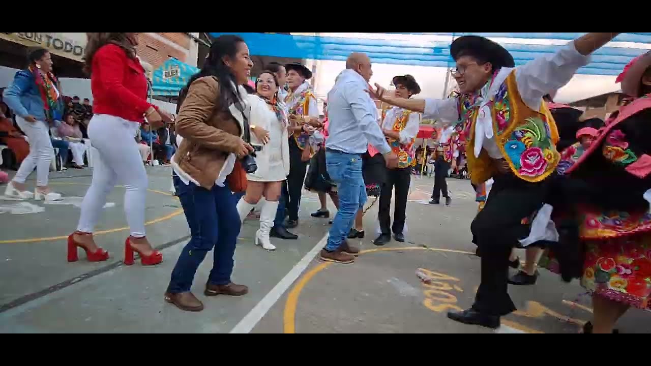 Huaylah 2023 colegio ANDINO promoción