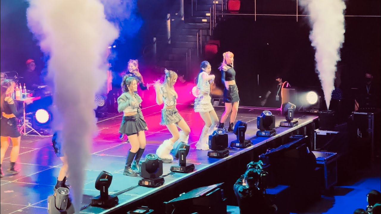 Fanscam #鍾柔美 #詹天文 #姚焯菲 #yumi #windy #chantel 跳舞街 H2O Chotto等等 熱力節拍WouBomBa Let’s Play Together 演唱會😃😃