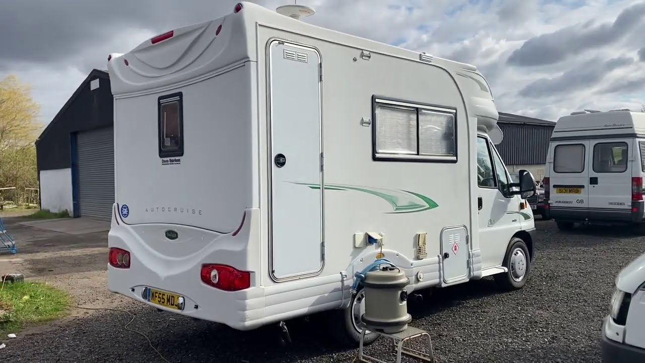 RESERVED 2005 AUTOCRUISE STARFIRE ONLY 21000 MILES! LOVELY  WF55MDJ