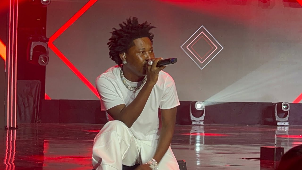 SHODAY’S ELECTRIFYING PERFORMANCE AT #AMVCA11 AFTERPARTY