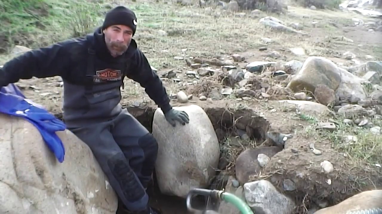 In the Gold Fields and dryland dredging