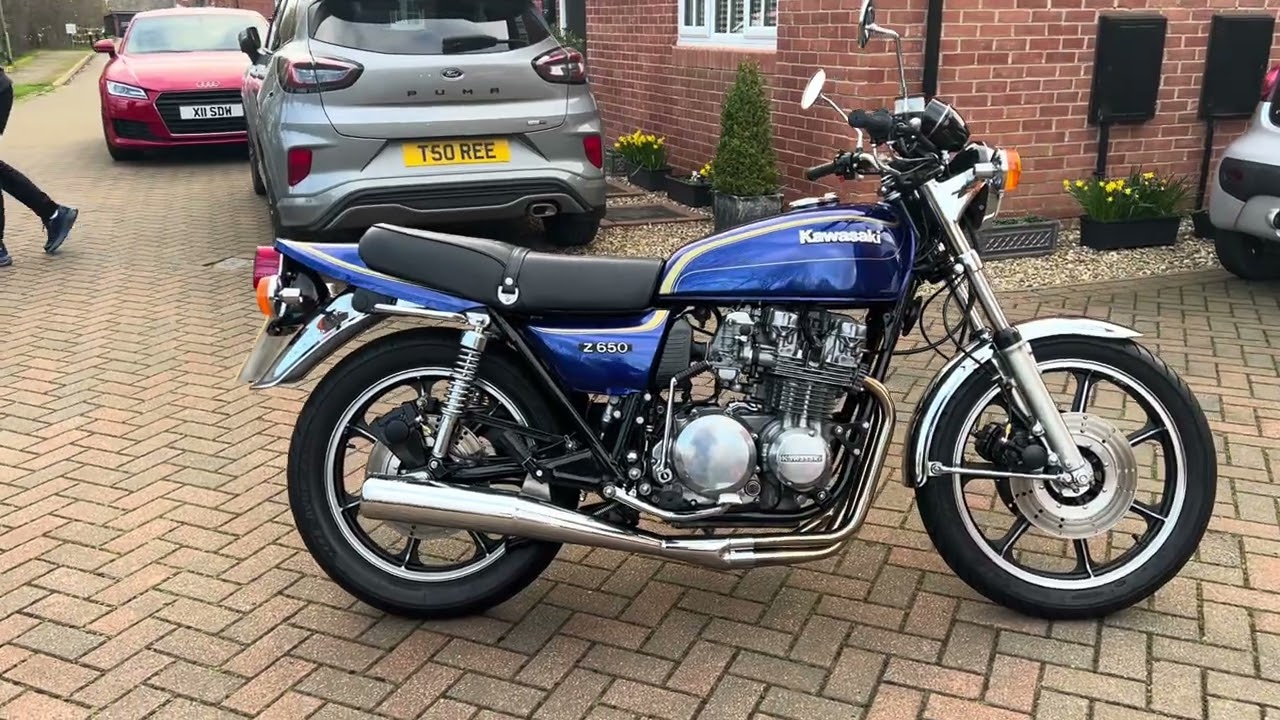 Kawasaki Z650-C3 luminous dark blue 1979 Original UK Bike. ‘Son of Z1’