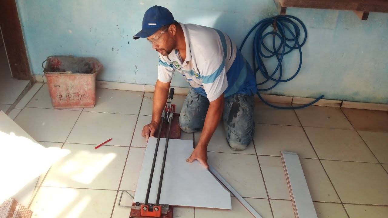 A minha riscadeira de pisos cerâmicos está riscando torto  vejam porque isso acontece