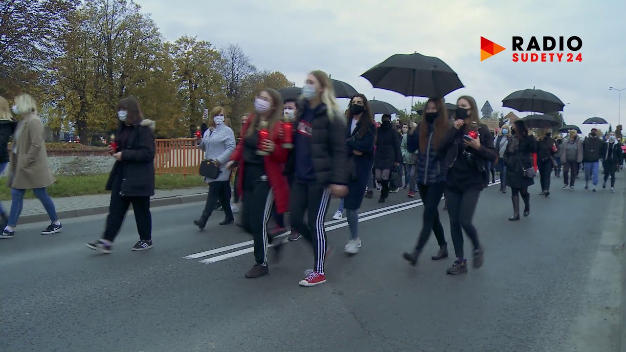 Protest w Strzegomiu po orzeczeniu Trybunału Konstytucyjnego
