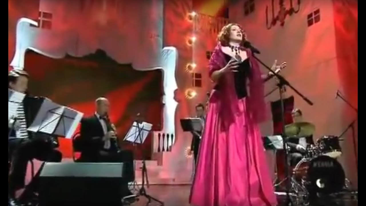 ТАНГО У ПОЛУСТАНКА Ирина Крутова, Ретро-ансамбль 