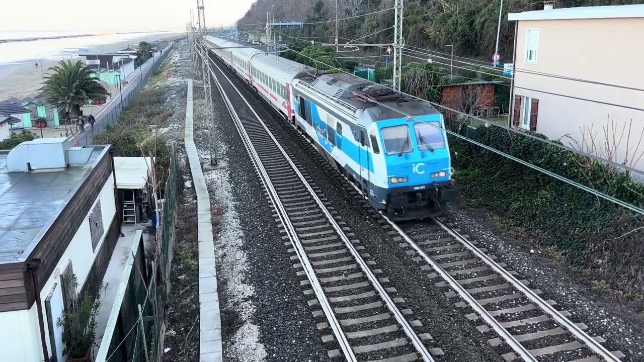 Treni di fine anno in adriatica dicembre 2025