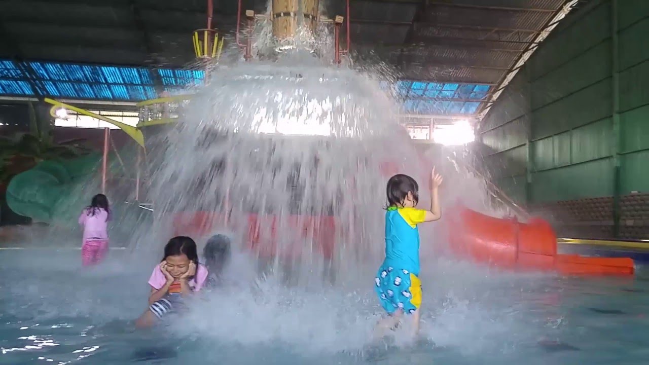 MAIN AIR | INDOOR WATERPARK PLAYGROUND