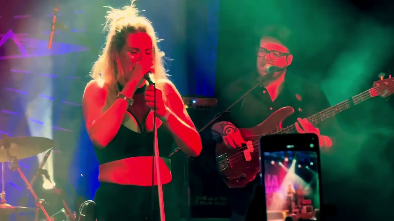 GAIA MESIAH - Tam to všechno je (live , Fléda 19.2.2025 Brno)