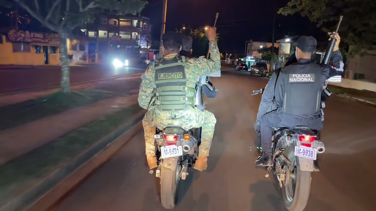 OPERATIVO  DE LA POLICIA EN SAN FRANCISCO DE MACORIS