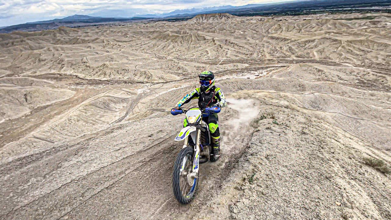 There Are Hill Climbs EVERYWHERE! | Colorado Sand Dunes