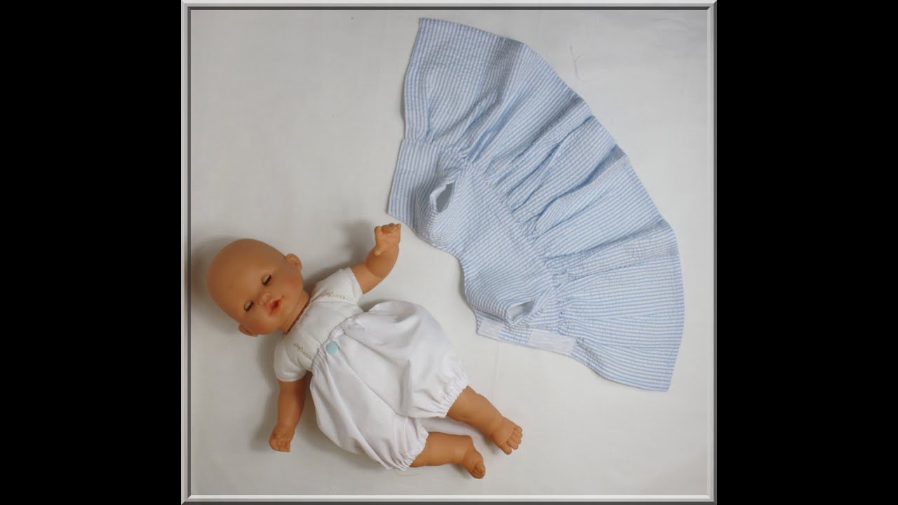 Robe et bloomer pour poupon