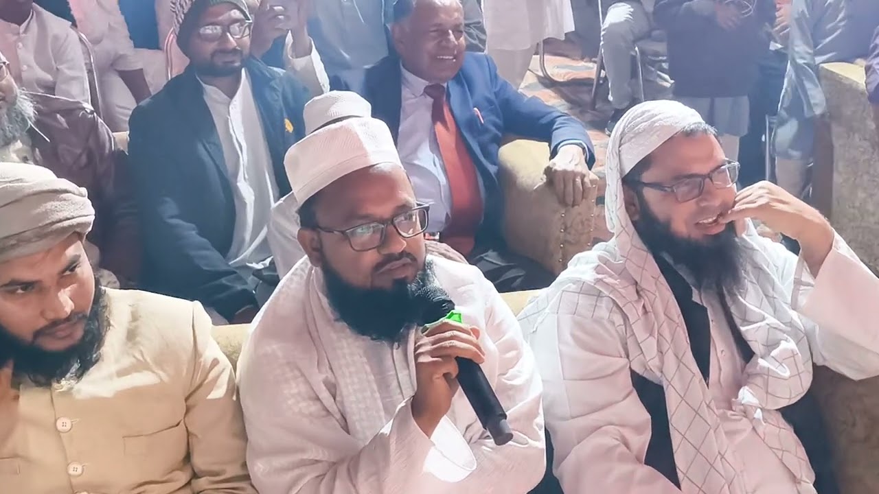مدرسہ عائشہ صدیقہ للبنات نوتنواں مہراج گنج 