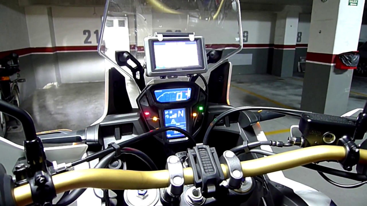 COMO MONTAR GPS TOURATECH EN HONDA AFRICA TWIN CRF 1000 / BRICOS PARA MOTOS #2 / MI VIDA EN MOTO