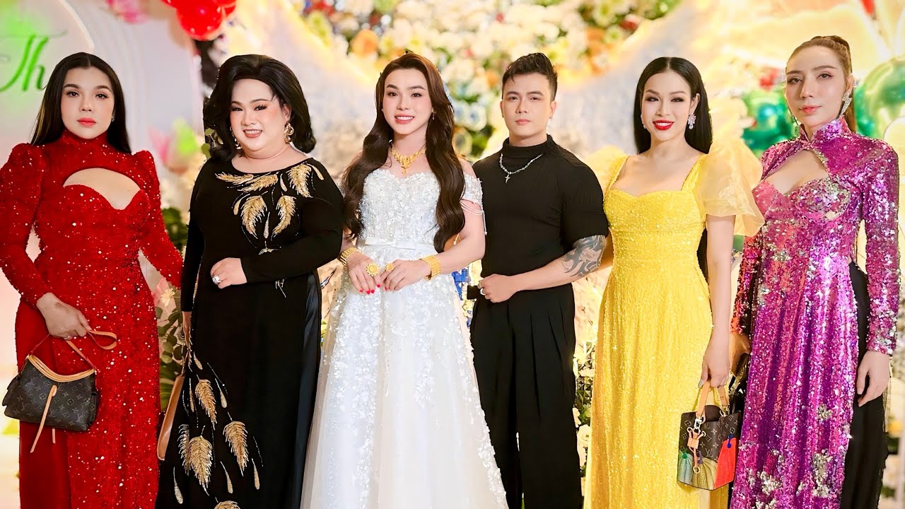 Cô Ú đi đám cưới Ty Thy - cùng nhóm Lô Tô Cô Ú Bình Dương - Phát 220 phần Bánh Canh Sườn Miễn Phí
