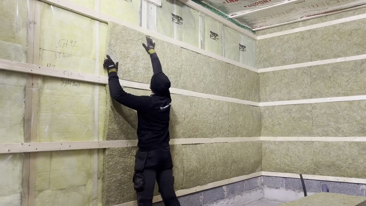Garage Build #25 Last Layer Of Insulation! and Some Plaster