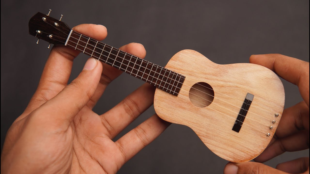 I made a playable Mini Ukulele