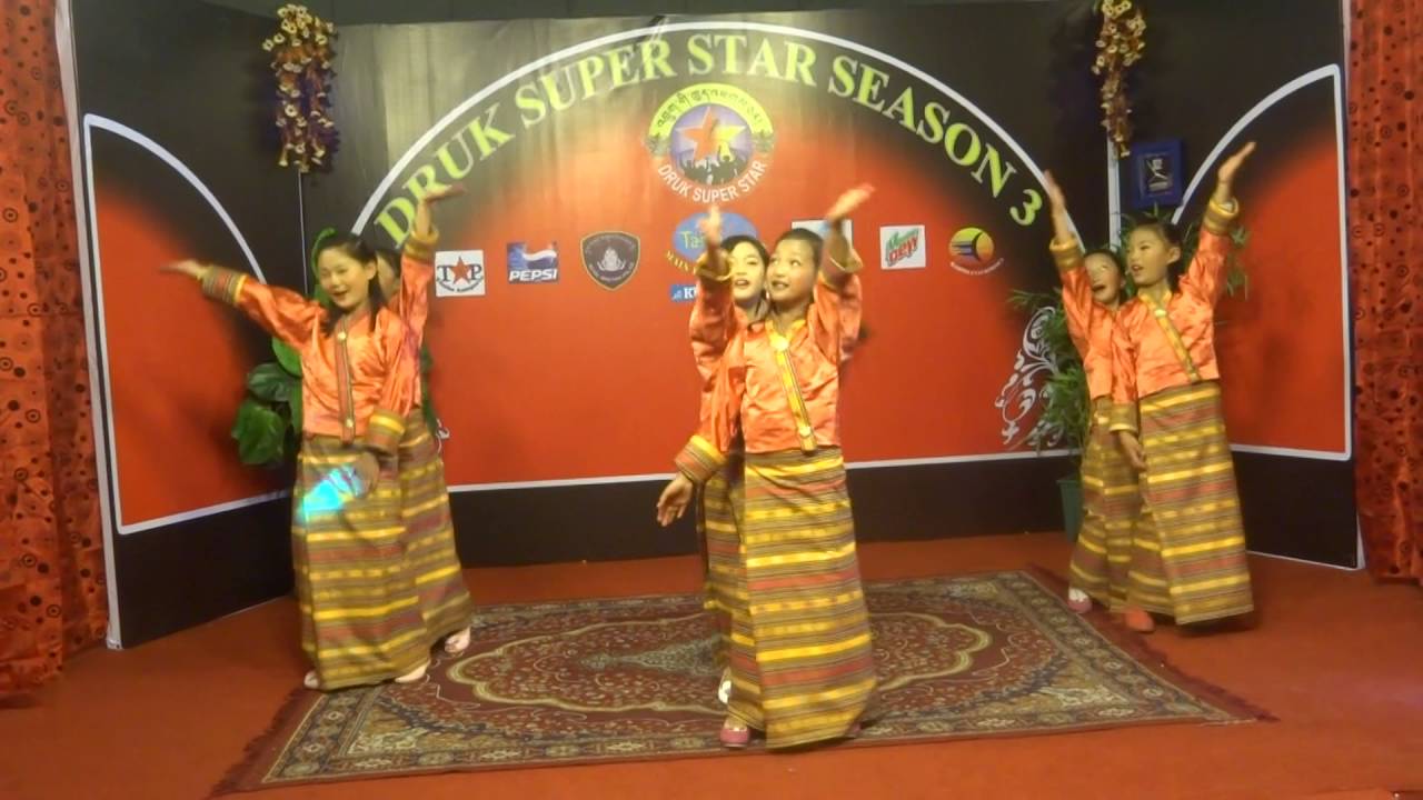 Woochu school six girls
