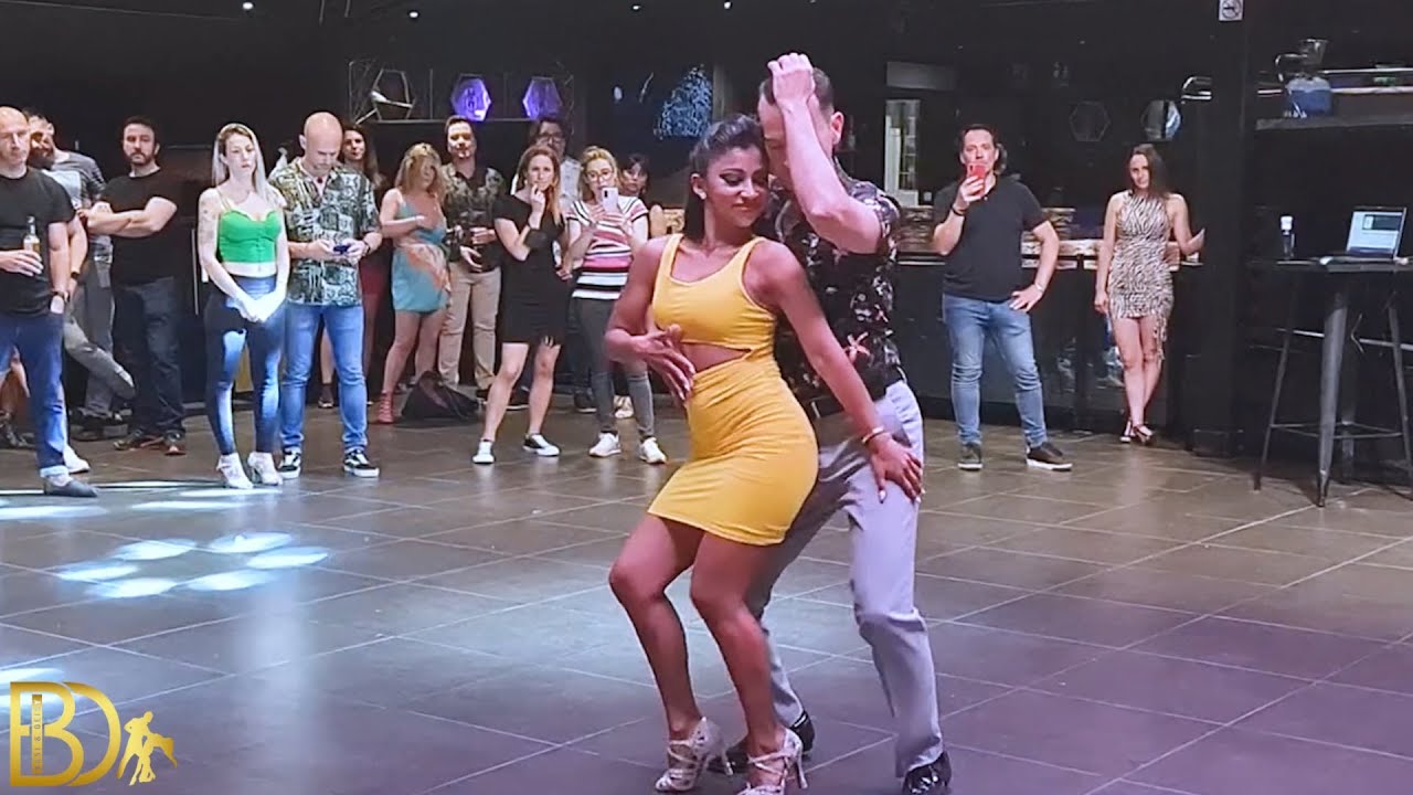 Sentirte Mía Bachata - Ken y /  Basi y Deisy Demo