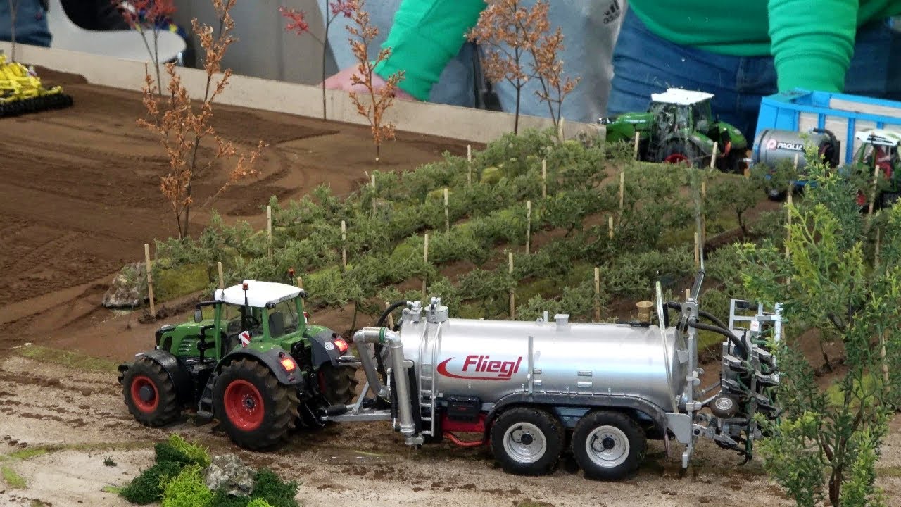 Verona Model Expo 2023 - Mini Trattori Radiocomandati - Mini Tractors.