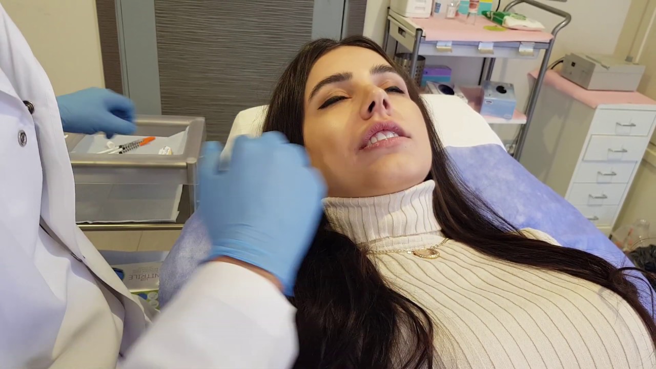 Lip filler anesthesia (2/8)