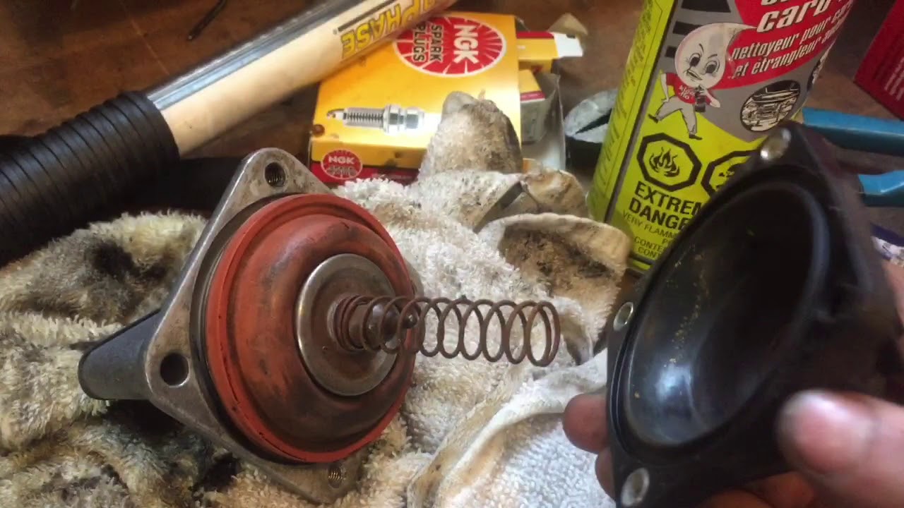 2005 Polaris Classic Power Valve Cleaning