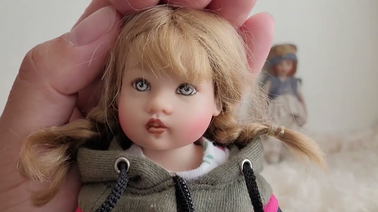 Kish Doll Riley Box Opening
