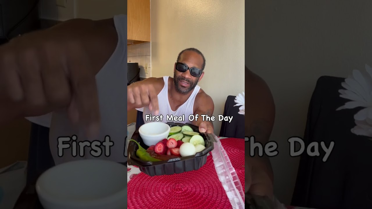 First Meal Of The Day. #peppers #boiledeggs #strawberries #sardines #fiji #firstmeal #realtalk #fyp