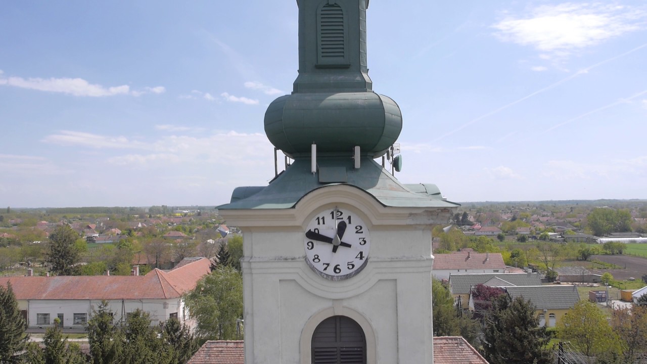 Madaras a világ közepe