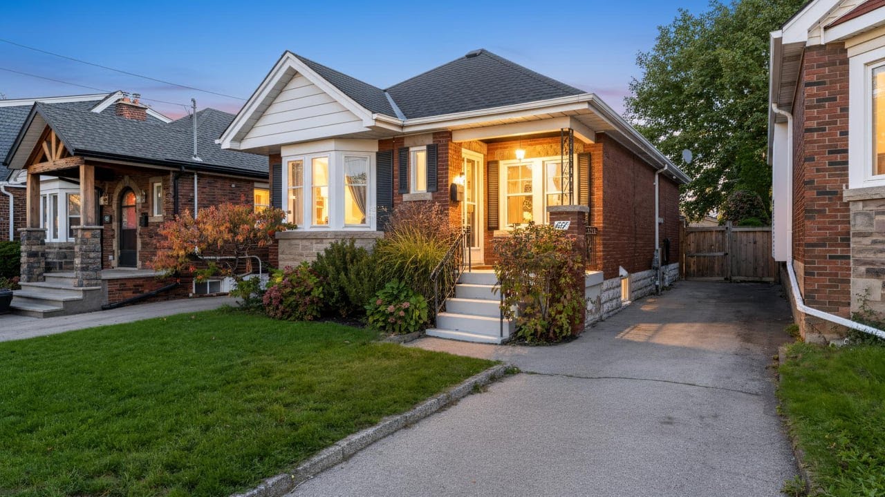 177 Houghton Ave S, Hamilton, ON
