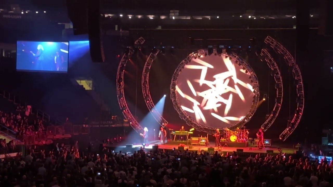 Tears For Fears “Badman's Song” at Madison Square Garden on 26th June 2023 (Live, Full)