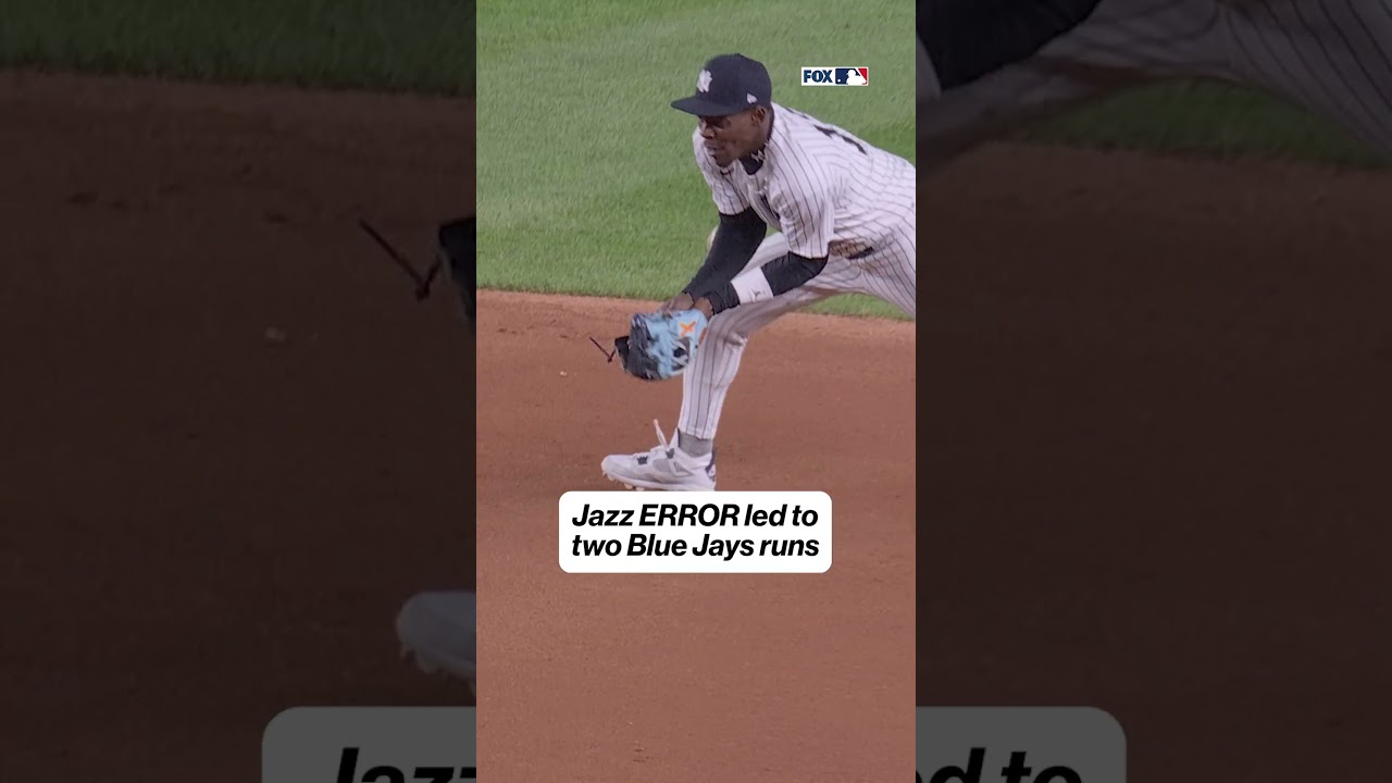 This Jazz Chisholm error led to 4-1 Blue Jays lead 😬 #mlb #yankees #jazzchisholm