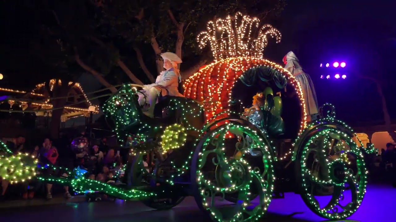 Mainstreet Electrical Parade 50th Anniversary Disneyland Full Parade 4K