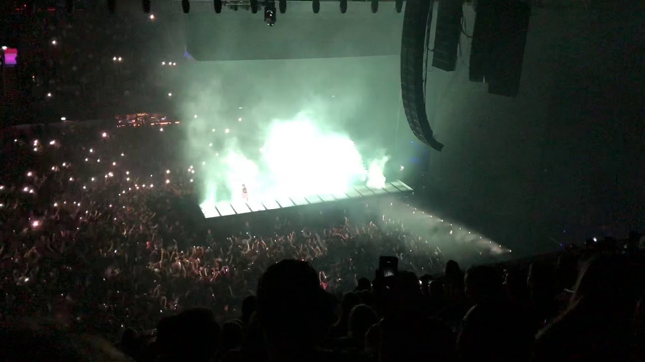 Post Malone // Broken Whisky Glass + Too Young // Live Amsterdam