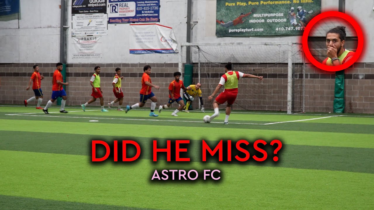 РЕЗУЛЬТАТИВНЫЙ МАТЧ ПО ФУТБОЛУ В МАЛОМ ВИДЕ | МИКРОФОН ПОДНЯТ | Astro FC против Los Toros