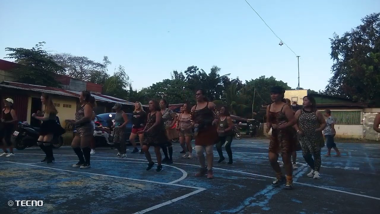 Hawak mo Ang Beat With Emz ladies  and zin Marlon