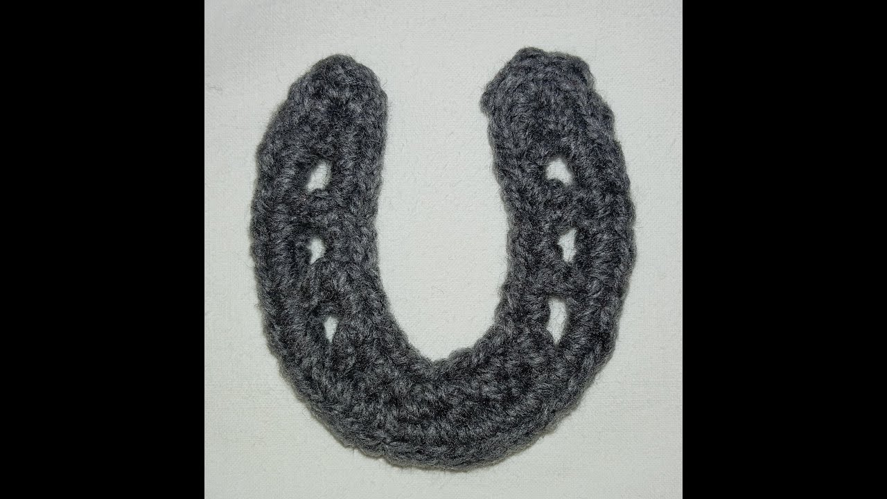 Crocheted horseshoe