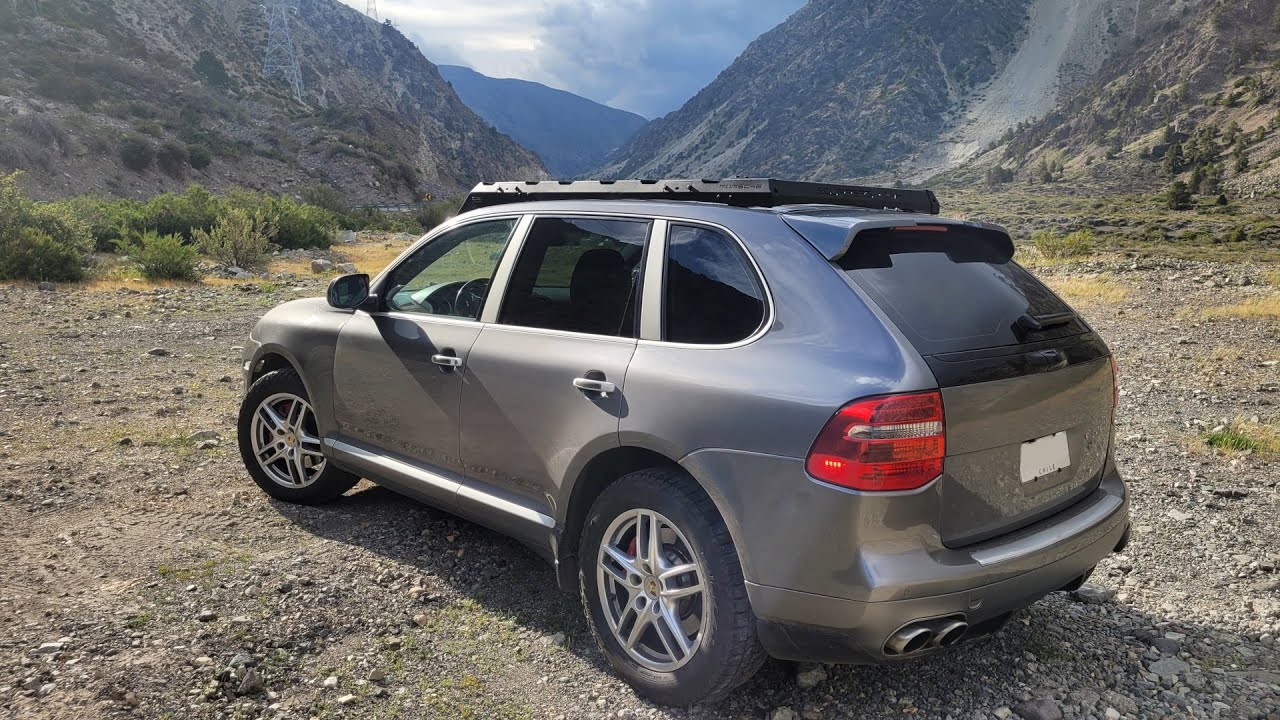 957 Porsche Cayenne Turbo - Oil change and replacing broken taillight
