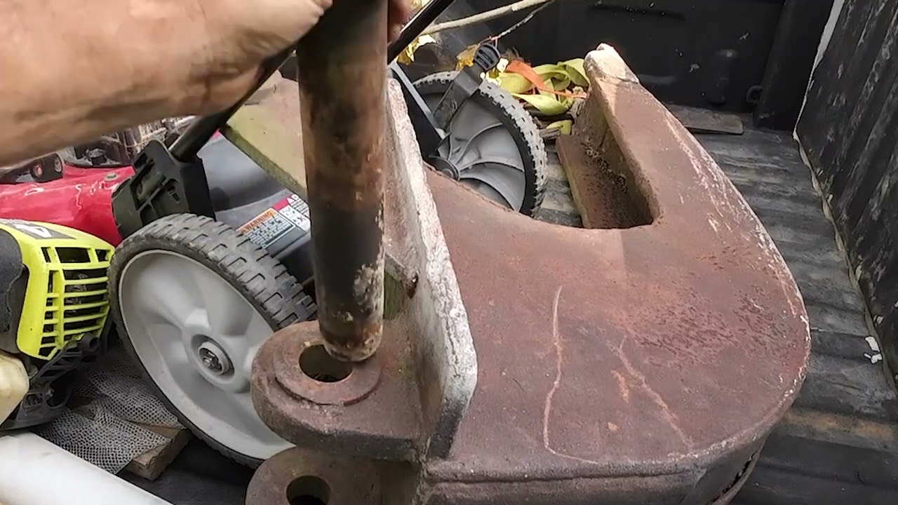 Changing the Bucket on 1970s Backhoe
