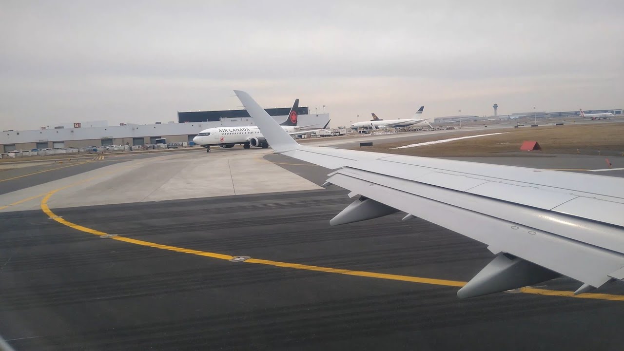 Embraer 170 (E170) Takeoff | Republic Airways under American Airline's Flag