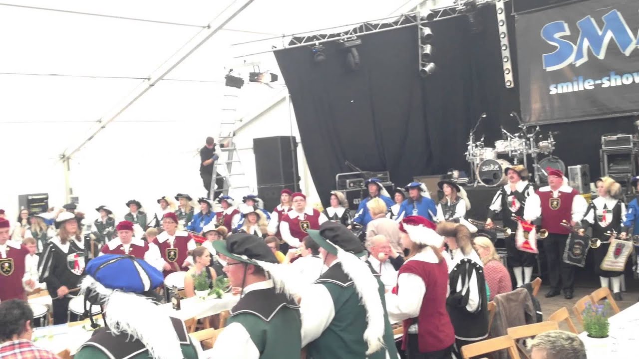Zusammenspiel mit Naturton Fanfarenzügen  - Englische Eröffnung