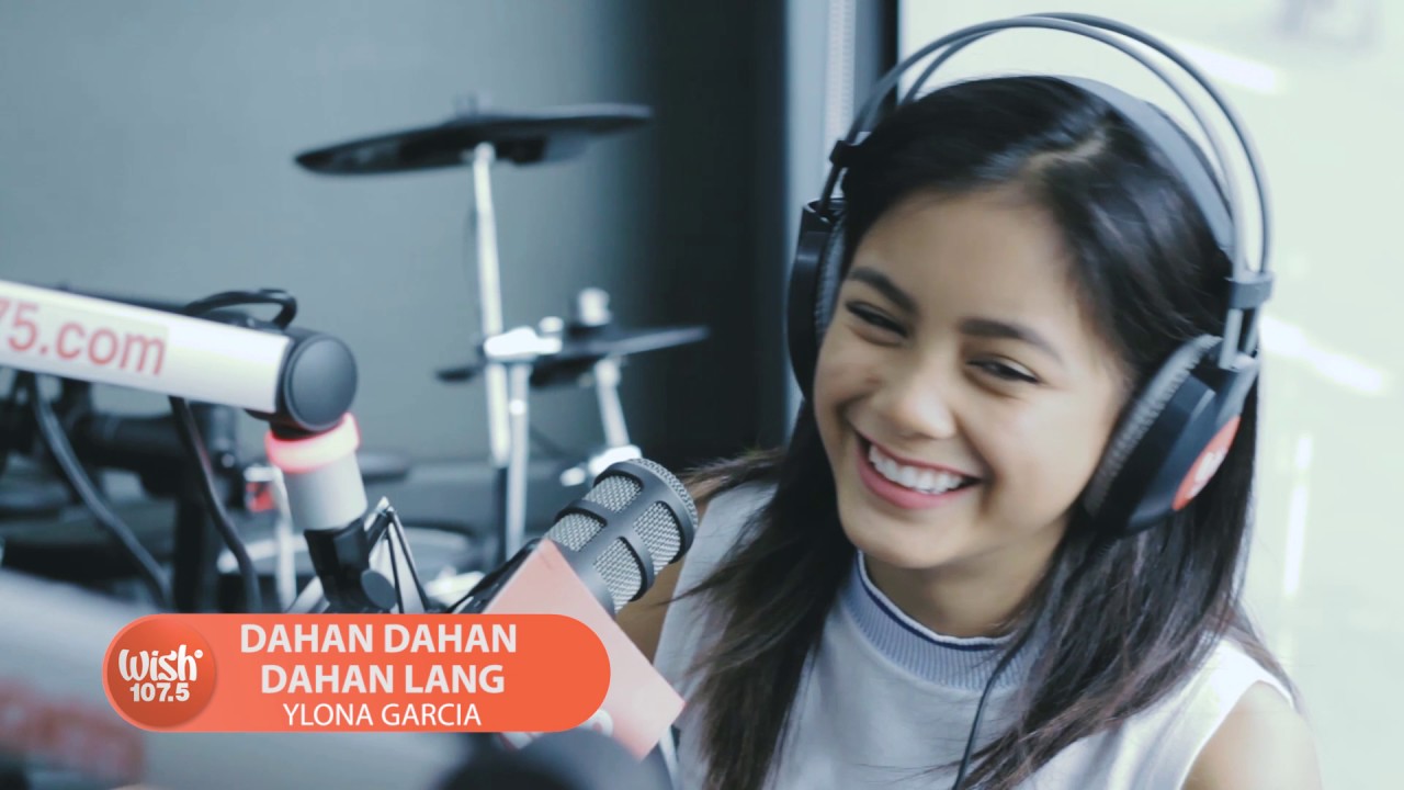 Ylona Garcia sings 