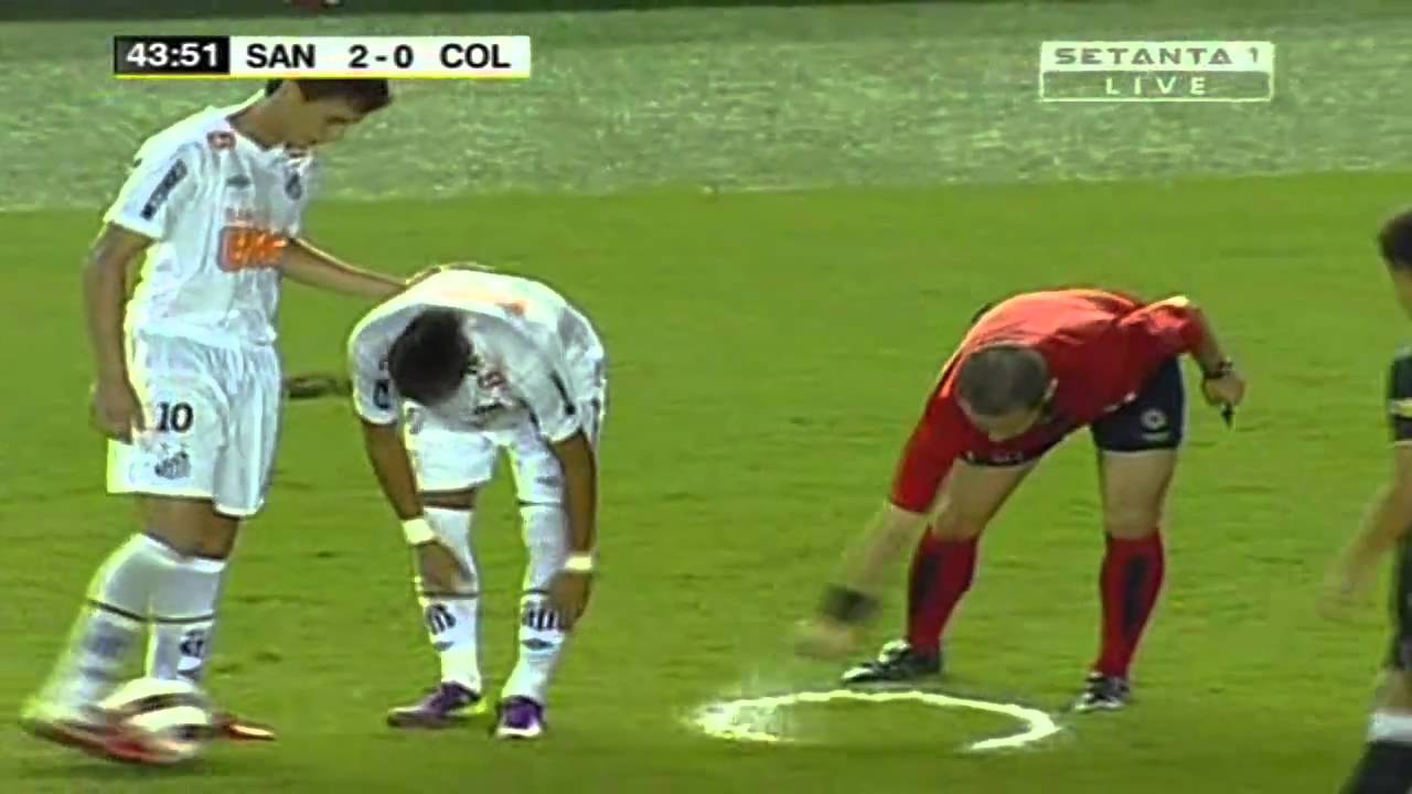 Neymar vs Colo Colo Home 10-11 by Fella