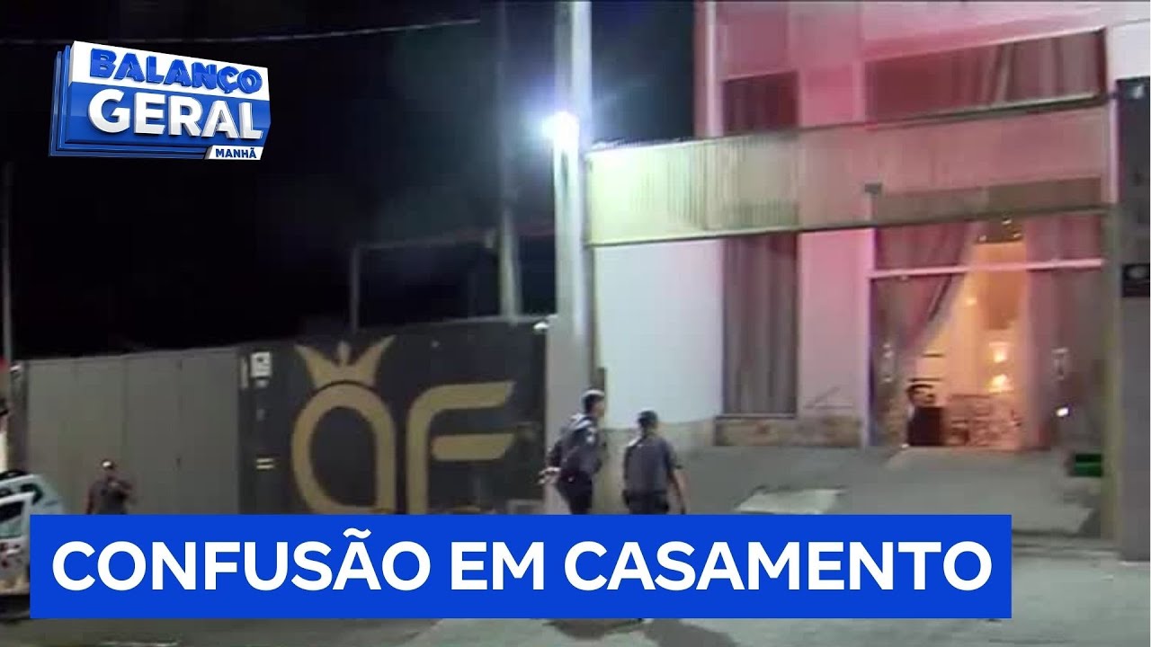 Homem invade casamento organizado pela ex-mulher e faz convidados reféns