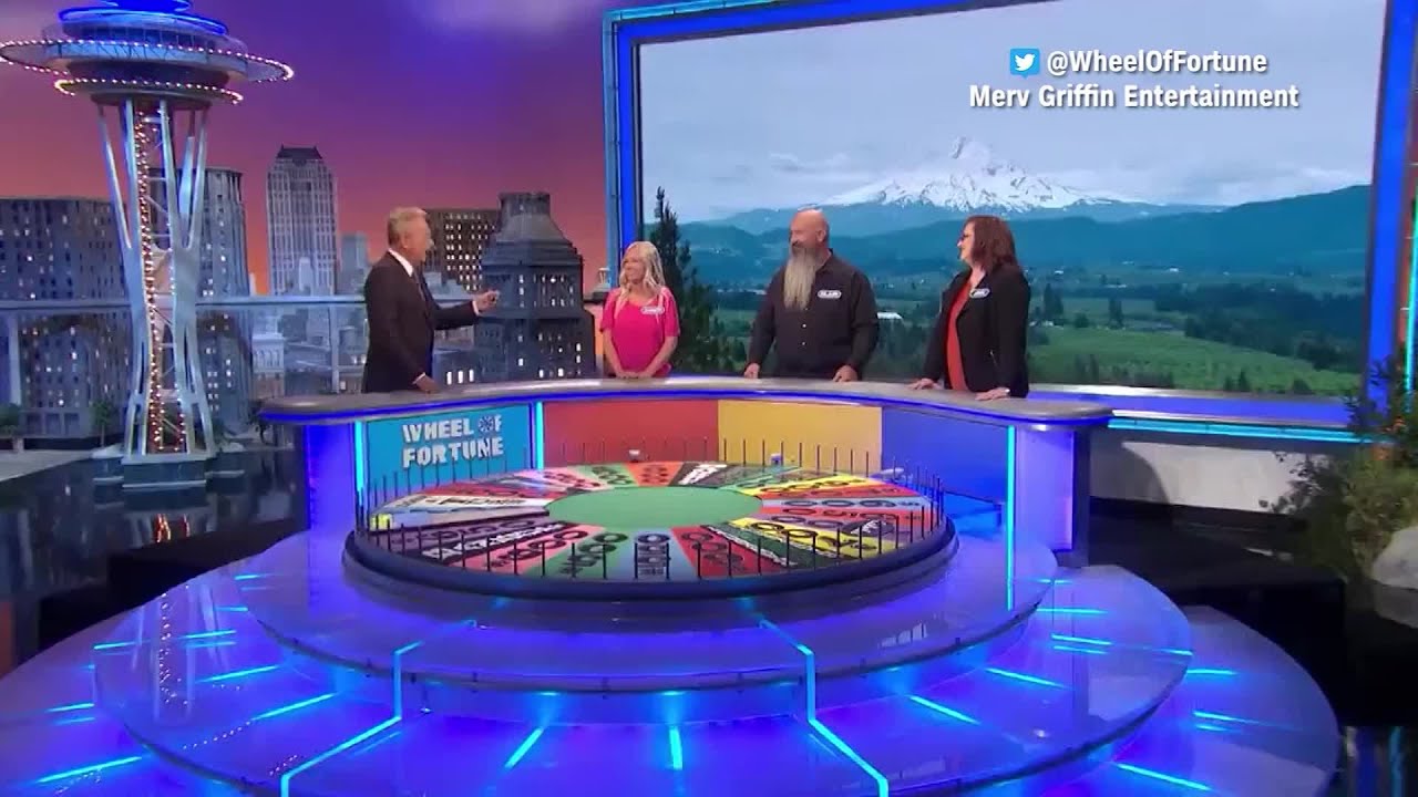 Wheel of Fortune contestant says he is in 'loveless marriage' for hilarious introduction