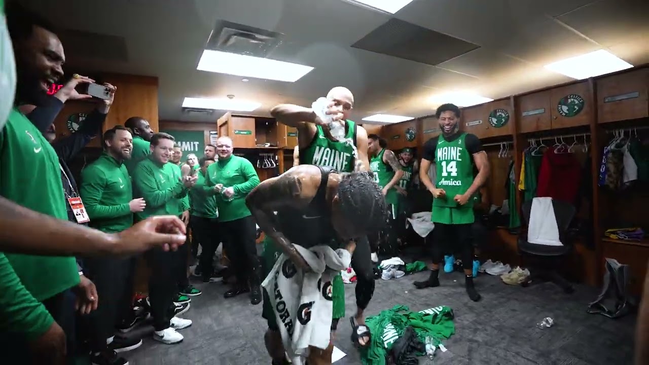 The moment JD Davison found out he was NBA G League MVP!