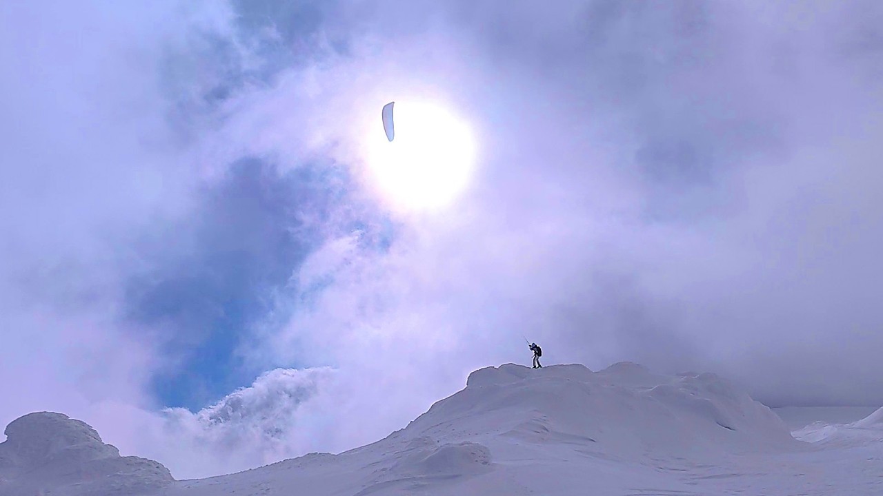 Unexpected Meeting on Cherni Peak